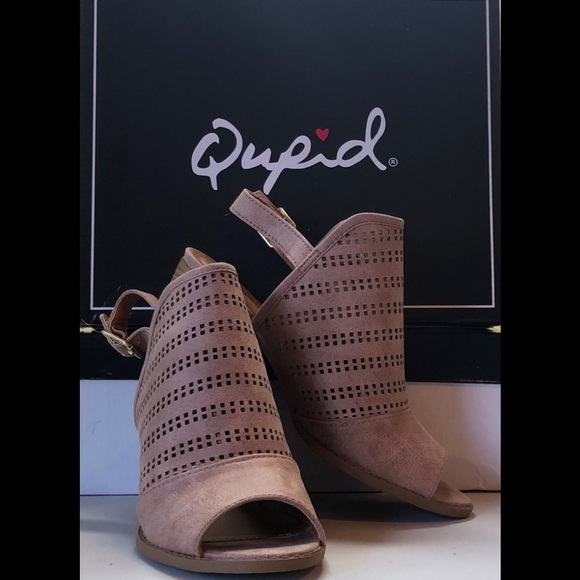 Qupid Warm Taupe Distress Mule Sandals - Picture 3 of 3